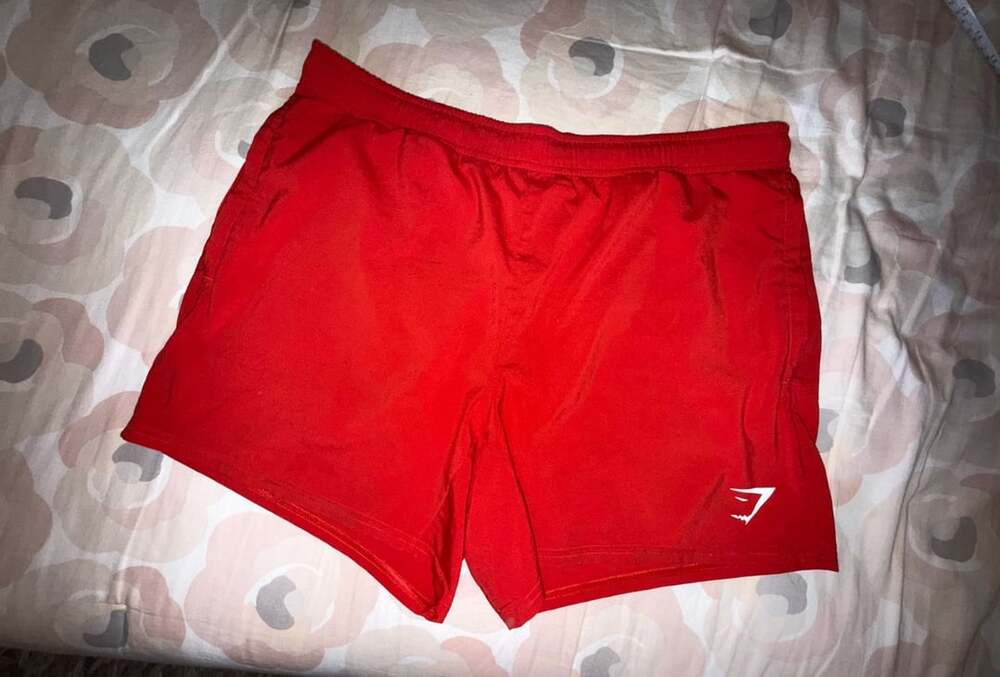 Gymshark Arrival 5" Shorts - Red - Size M